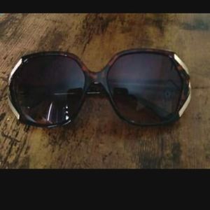Tahari Brown/Animal Print Sunglasses
